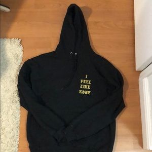 Kobe Bryant “I feel like Kobe” sweater